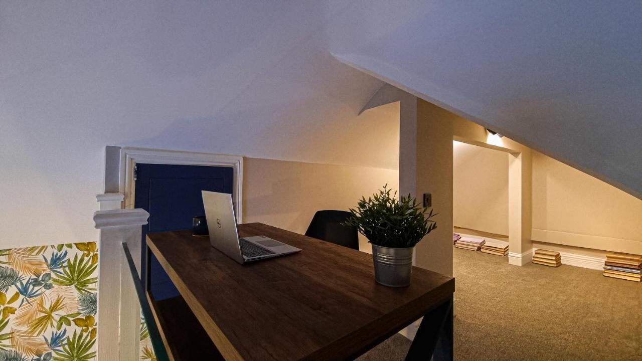 The Brighton 2 Bed Townhouse Villa ภายนอก รูปภาพ